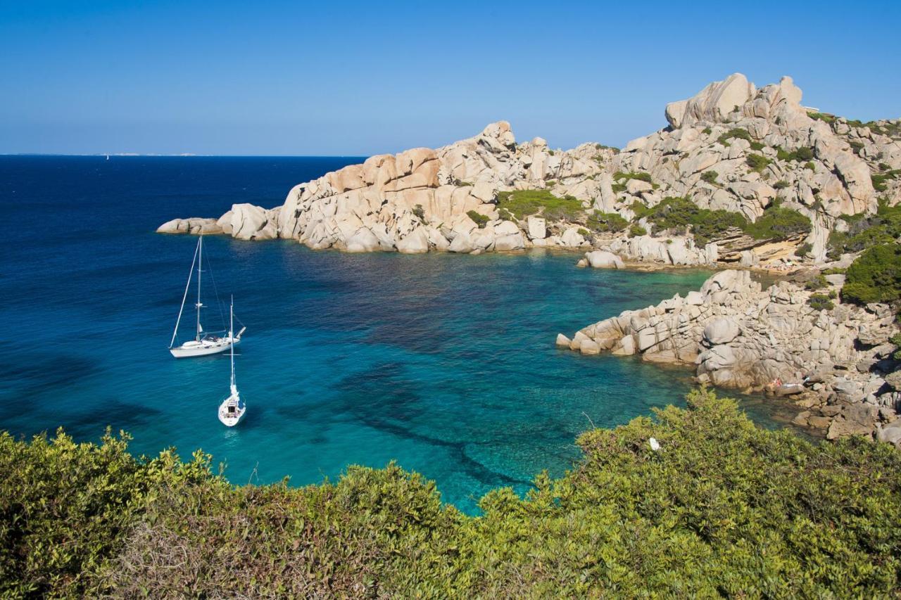 Апарт готель Cristal Blu Санта-Тереза-Галлура Екстер'єр фото